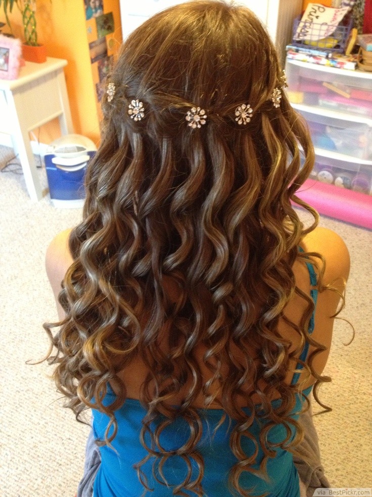 Curly Waterfall Braid ❥❥❥ http://bestpickr.com/curly-prom-hairstyles