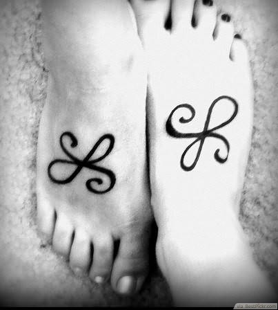 Celtic Symbol Matching Friendship Tattoos On Feet | BestPickr
